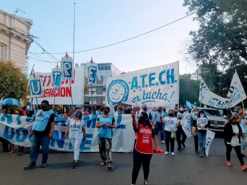 Primer acto del show anual del inicio de clases