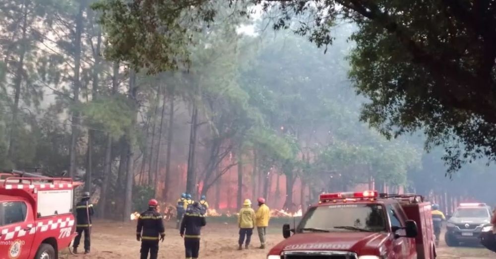 Feroces incendios jaquean a Villa Olivari en Corrientes. Pérdidas millonarias