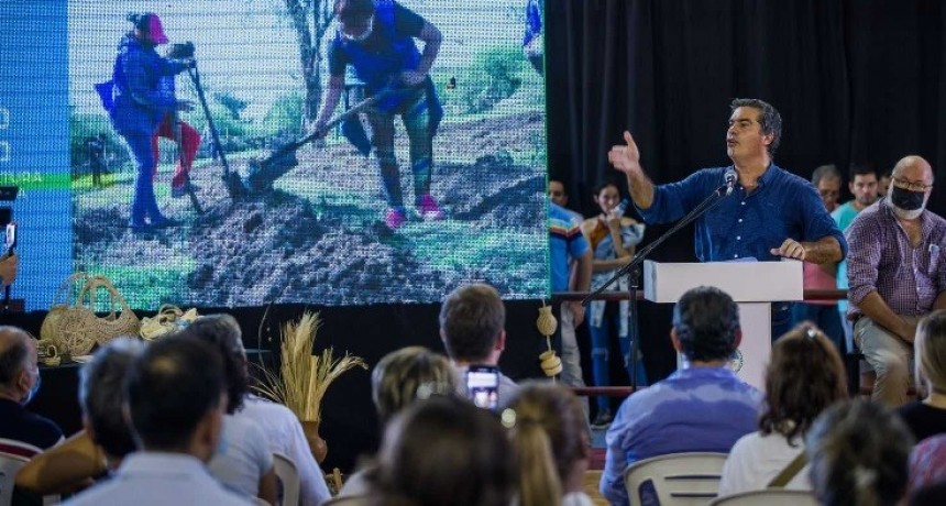 Capitanich hizo un llamado a todos los sectores para reactivar la economía del Chaco