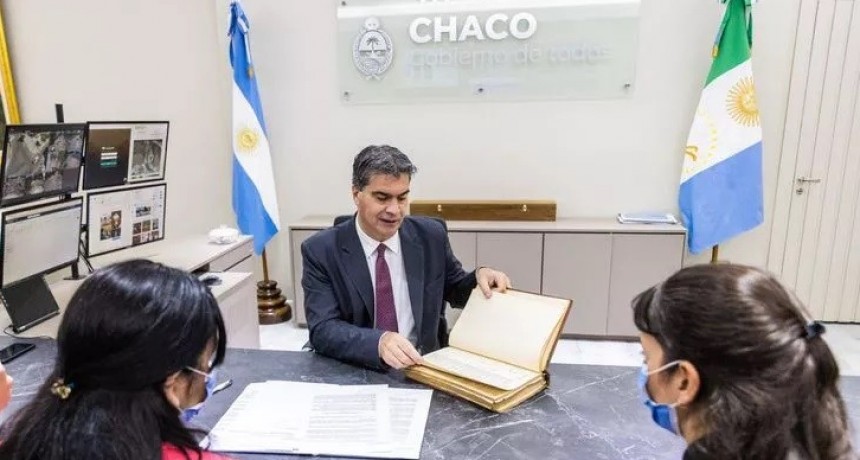 Adiós al papel. Se firmó el último decreto impreso