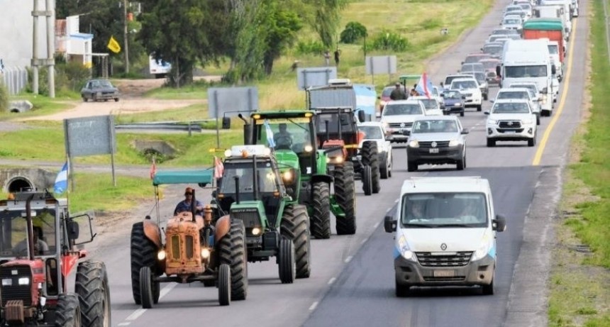 Productores autoconvocados preparan un 'tractorazo' para el 23 de abril